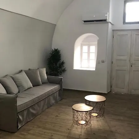 Amaryllis Santorini Apartament *