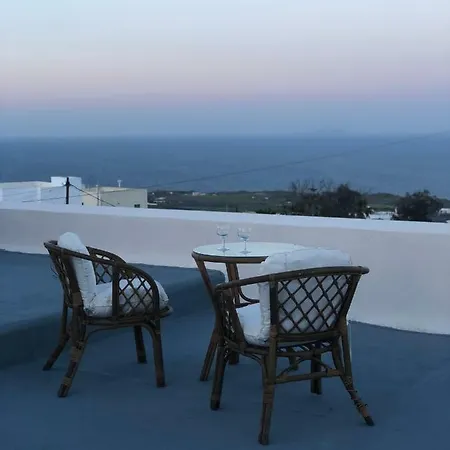 아파트 Amaryllis Santorini *