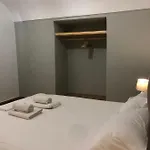 Amaryllis Santorini Апартаменты Тира