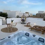 Amaryllis Santorini Тира