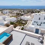 Amaryllis Santorini Apartment