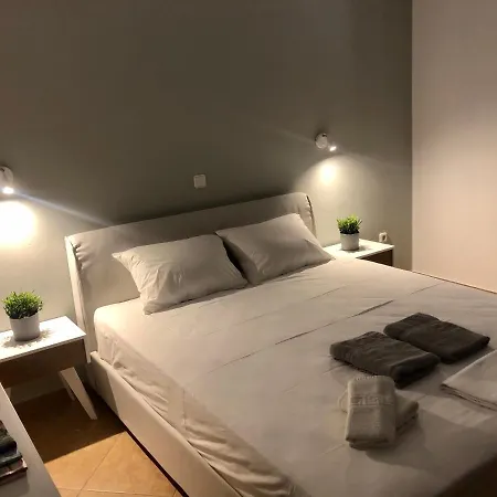 Amaryllis Santorini *