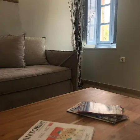 Amaryllis Santorini * סנטוריני