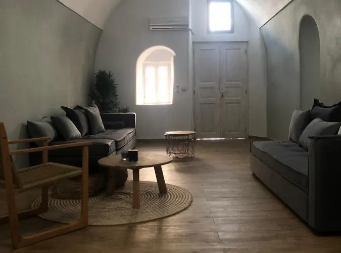 Amaryllis Santorini Apartman