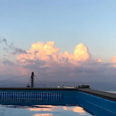 Amaryllis Santorini Apartmán *