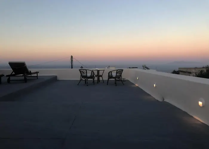 Апартаменты Amaryllis Santorini Тира