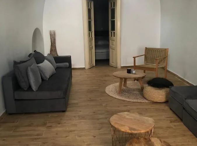 Апартаменты Amaryllis Santorini